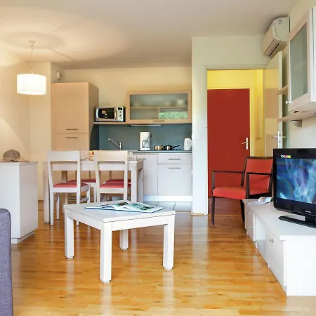 Apartment La Du Lac 1 *